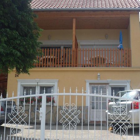 Apartamento Ildiko Appertements Zalakaros Exterior foto