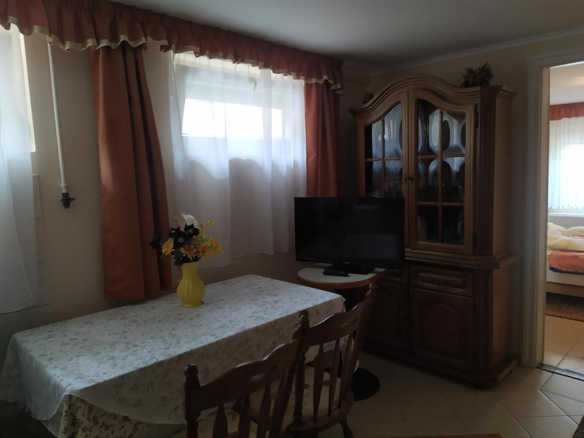 Apartamento Ildiko Appertements Zalakaros Exterior foto